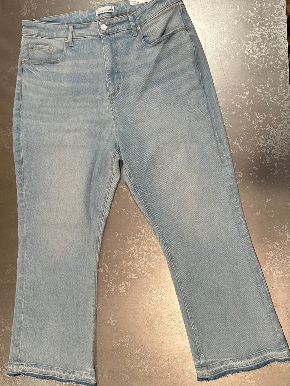LOFT brand "The Kick Crop" Curvy Fit Jeans Size 32 (14)